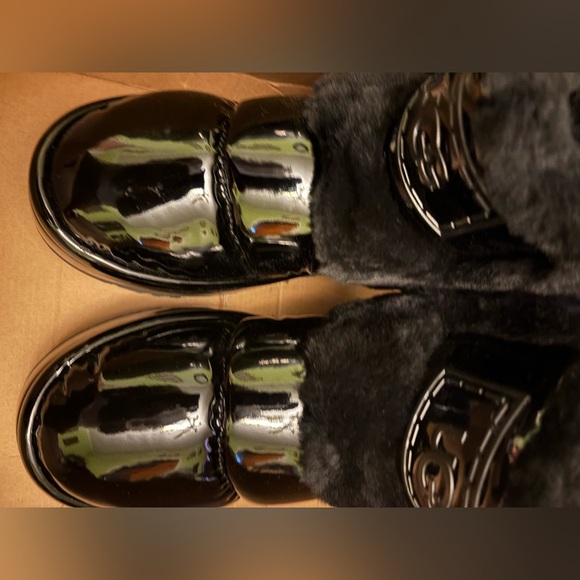 Ugg-Classic Chillapeak Shine - Picture 12 of 15